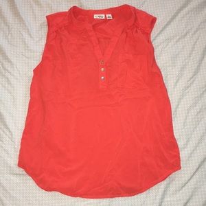 Cato—Pocketed, half button up tank